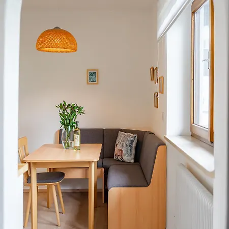 Nagelkoepfl Budget Walchen