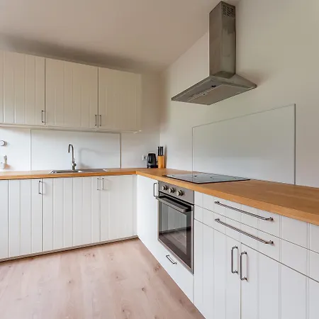 Nagelkoepfl Budget *