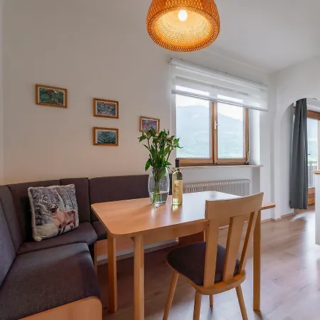 Nagelkoepfl Budget Apartman