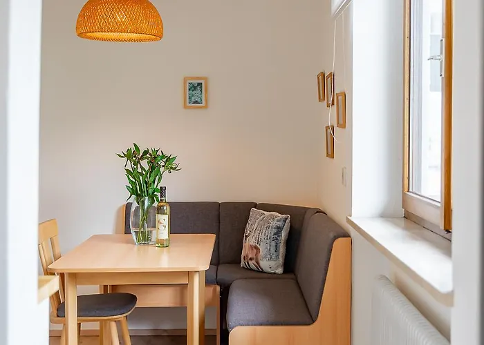 Nagelkoepfl Budget Walchen